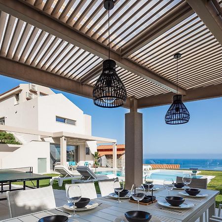 Villa Ligaria Pinnacle エクステリア 写真